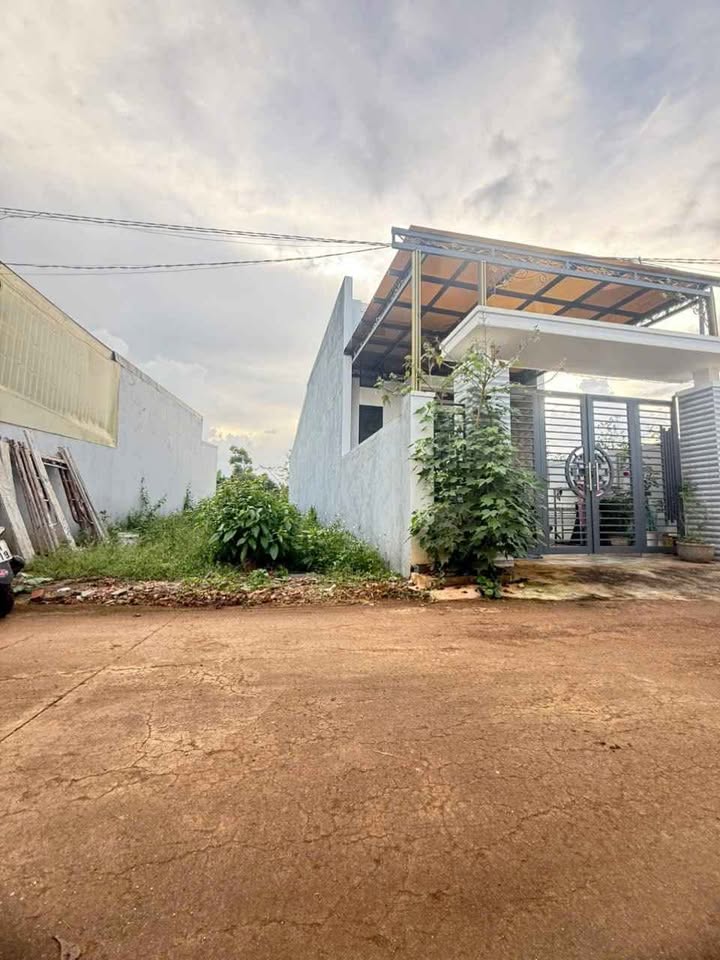 Mảnh đất vàng 1,09 tỷ 5x23m thổ cư, vị trí đắc địa phường Ea Tam