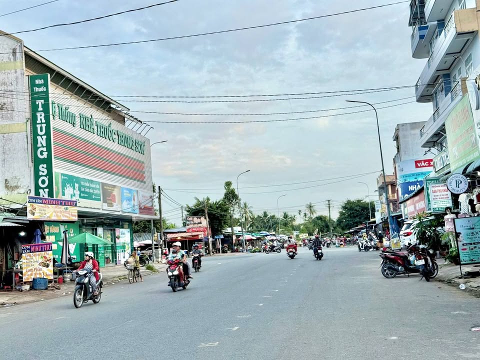 Bán nền tặng nhà cấp 4 mới 85m2 ngay Chợ 586, Cần Thơ