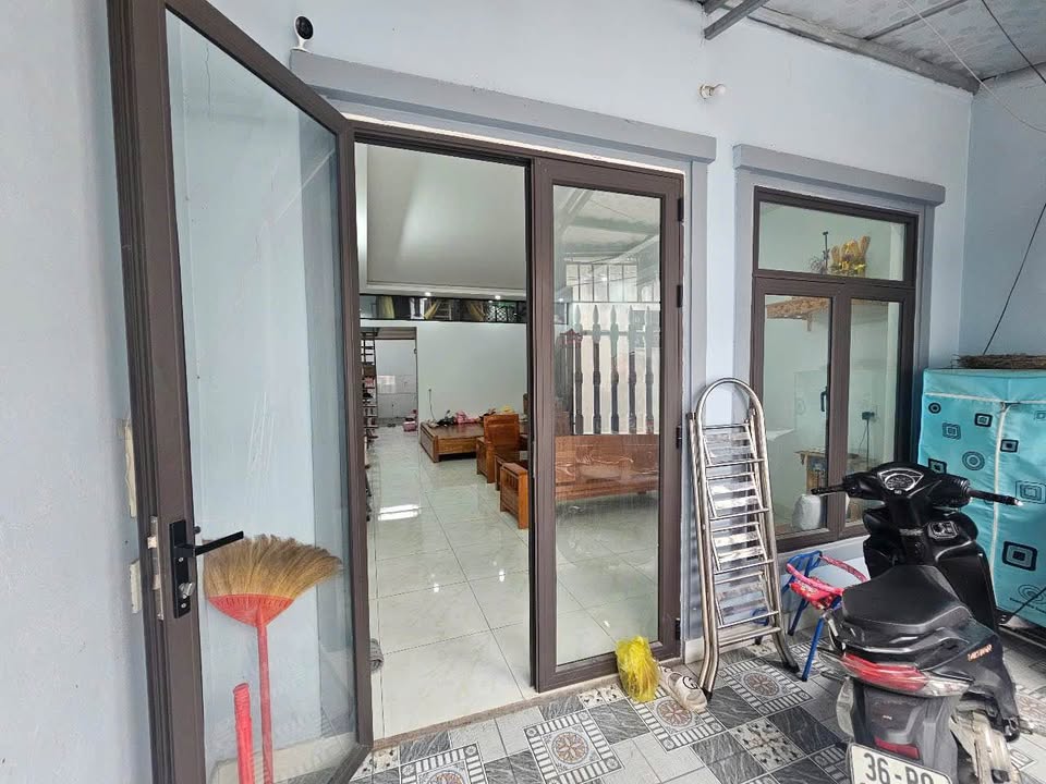 Nhà cấp 4 gác xép 80m2, 2 ngủ, mặt tiền rộng 4,55m tại Phường Lam Sơn, Thành phố Thanh Hóa