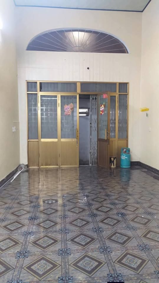 Nét xưa trong ngõ nhỏ Cầu Tre tổ ấm 1,5 tầng, diện tích 35m2, gần chợ, trường học, giá 950 triệu