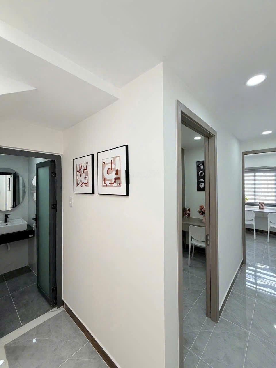 Bán nhà ngay Phan Văn Hân, Bình Thạnh. Giá: 2 tỷ 910tr/62m2. Sổ hồng riêng. LH 0984555724