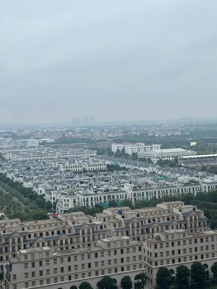 Nhà 63m2 full nội thất, giá 4.5 tỷ tại Long Biên, Hà Nội