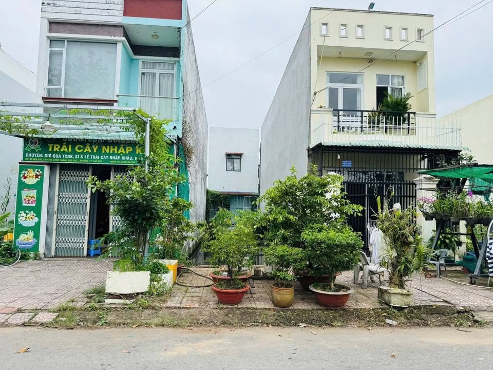 Đất vàng Cần Thơ 82m² mặt tiền 17.5m, giá 2.1 tỷ, sổ hồng sẵn sàng