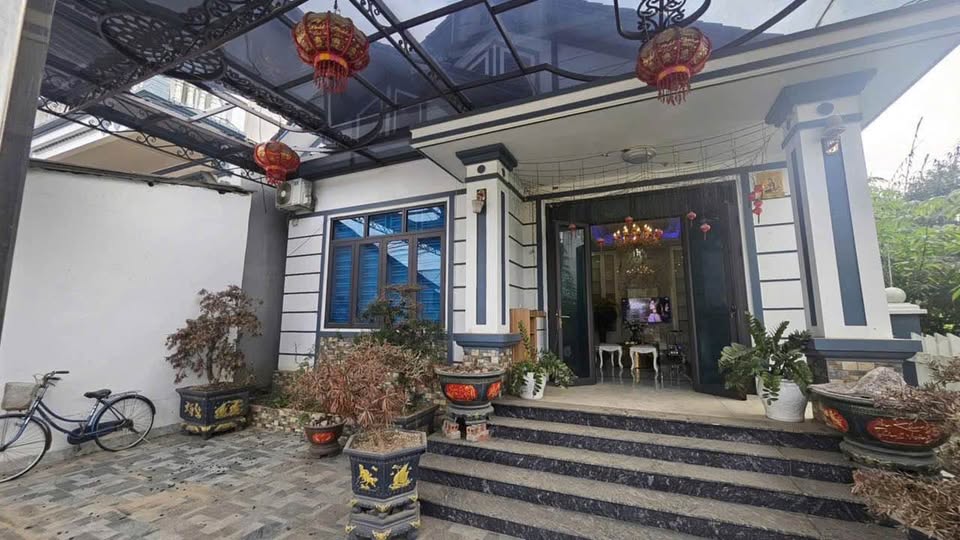 Bán nhà mặt đường Quốc Lộ 32, Địch Quả, Phú Thọ, kinh doanh sầm uất, 164,9m2, 2,7 tỷ