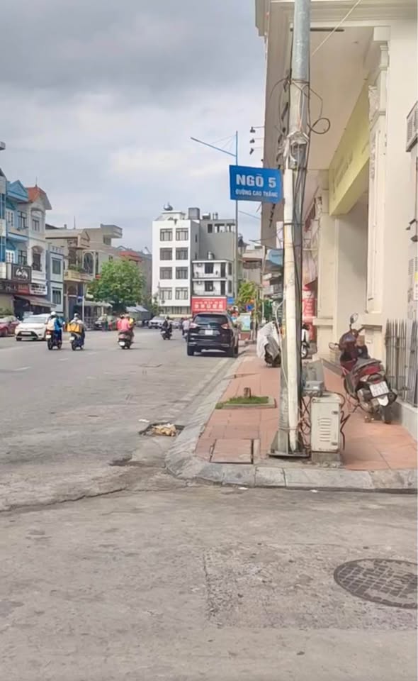 Đất vàng ngõ 5 Cao Thắng, vị trí đắc địa gần cứu hỏa