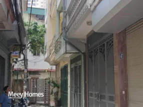 Nhà 3 tầng lô góc, 40m, 2 phòng/tầng, gần chợ, trường học, tiện ích đầy đủ