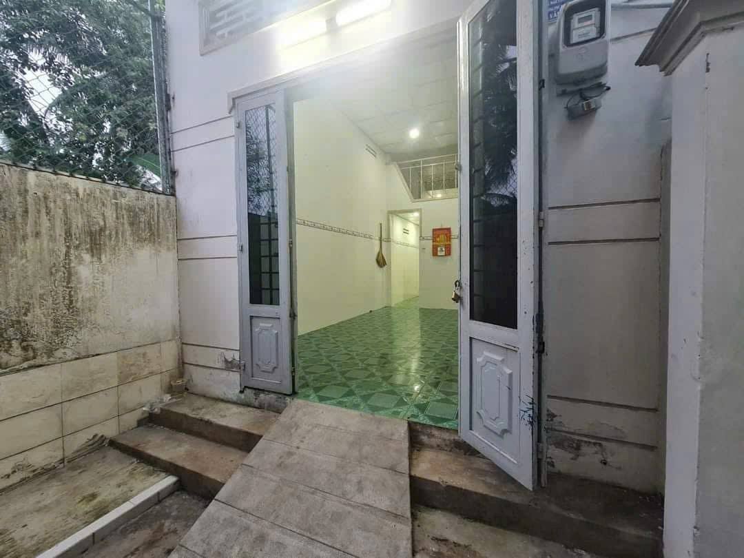 Nhà 73m2 Bến Tre, có dòng tiền 2 triệu/tháng, giá 850 củ