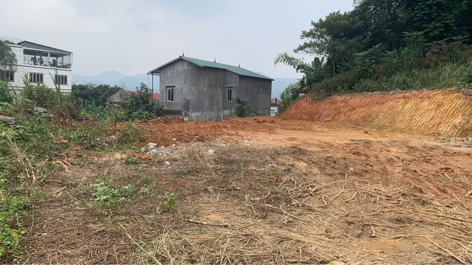 Đất Sông Hiến 100m2, mặt tiền 5.3m, giá 1 tỷ - Ô tô đỗ tận nơi