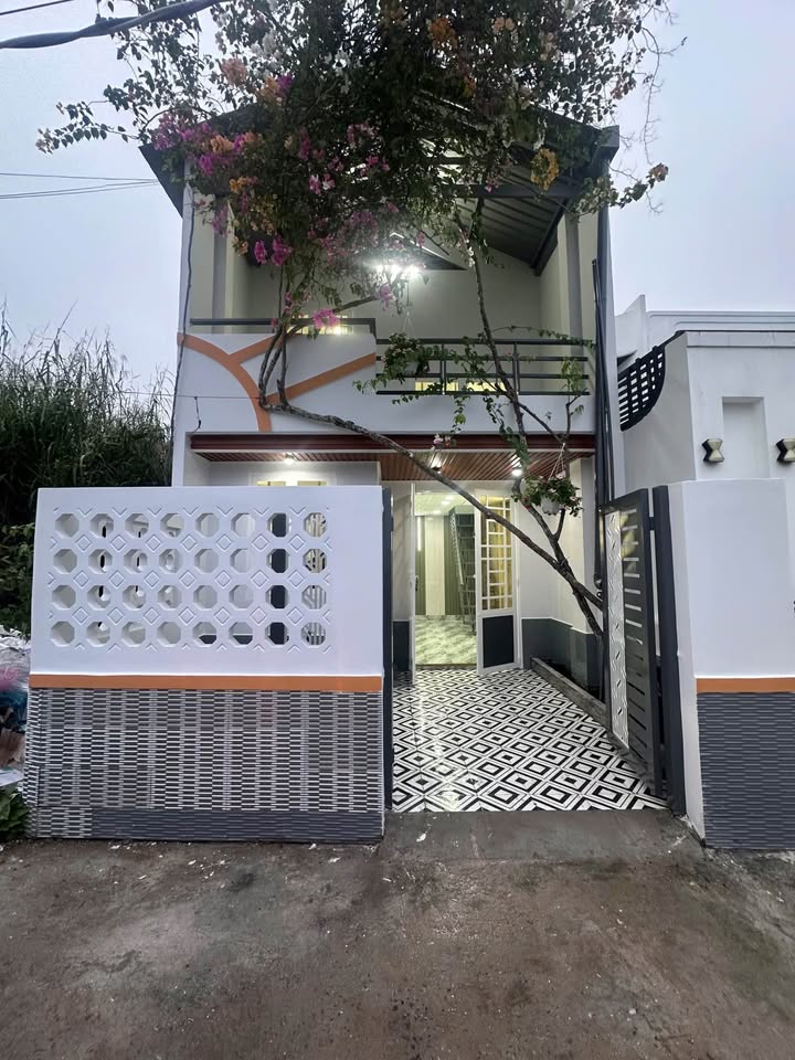 Nhà Mỹ Lộc, Cần Giuộc 920 triệu cơ hội vàng cho spa, tiệm tóc, văn phòng