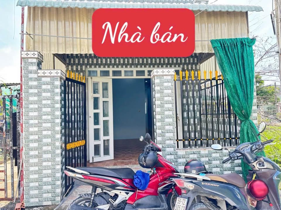 Cần bán gấp nhà cấp 4 tại khu dân cư Phúc Giang, ấp 7, xã Long Cang