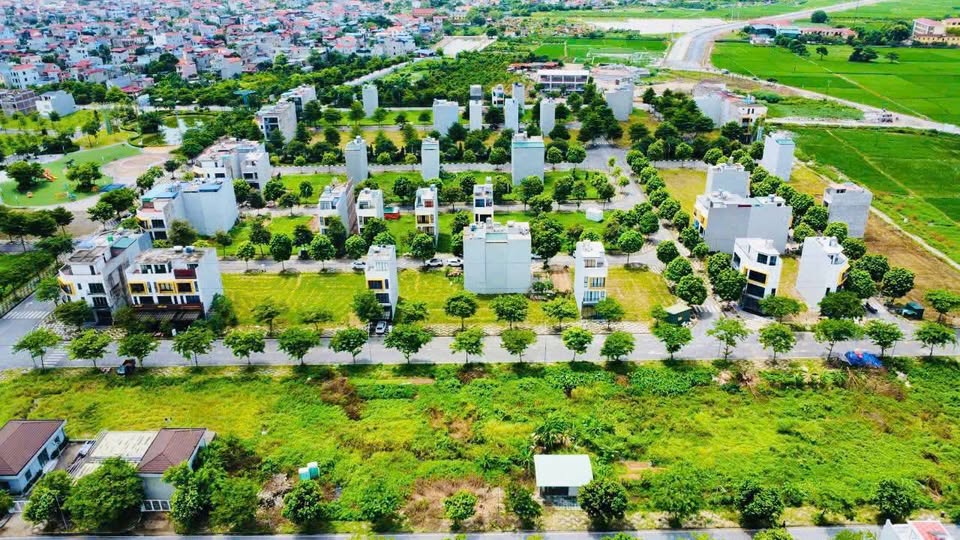 Bán gấp lô đất Phố Nối House, 61m2, giá thương lượng