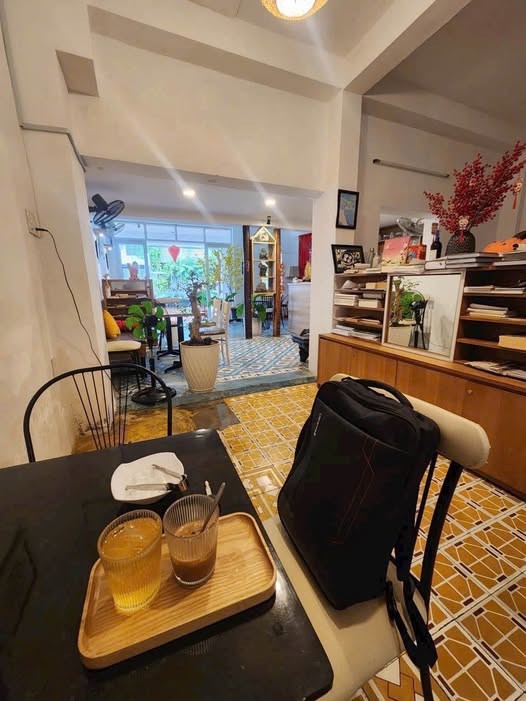 Nhà cấp 4 cổ kính gần biển Nha Trang nơi an yên tìm về