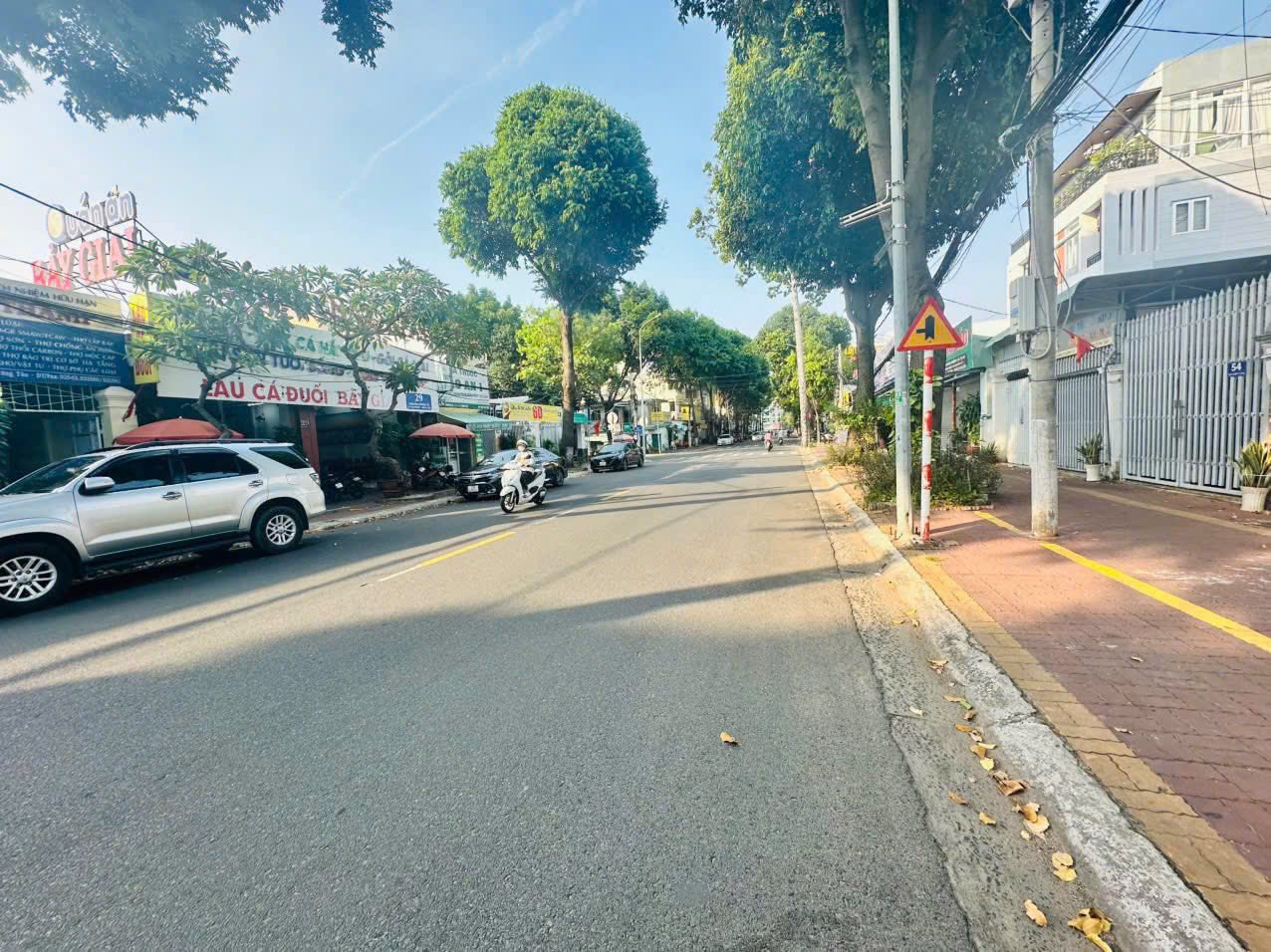 Nhà 1 trệt 1 lầu mặt tiền Nguyễn Trường Tộ, Vũng Tàu kinh doanh bao la