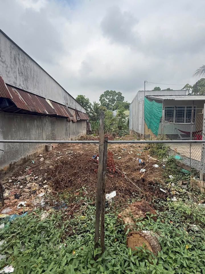 Đất vàng Long Xuyên 128m2 xây nhà vườn hay nhà trọ, giá hời 800 triệu