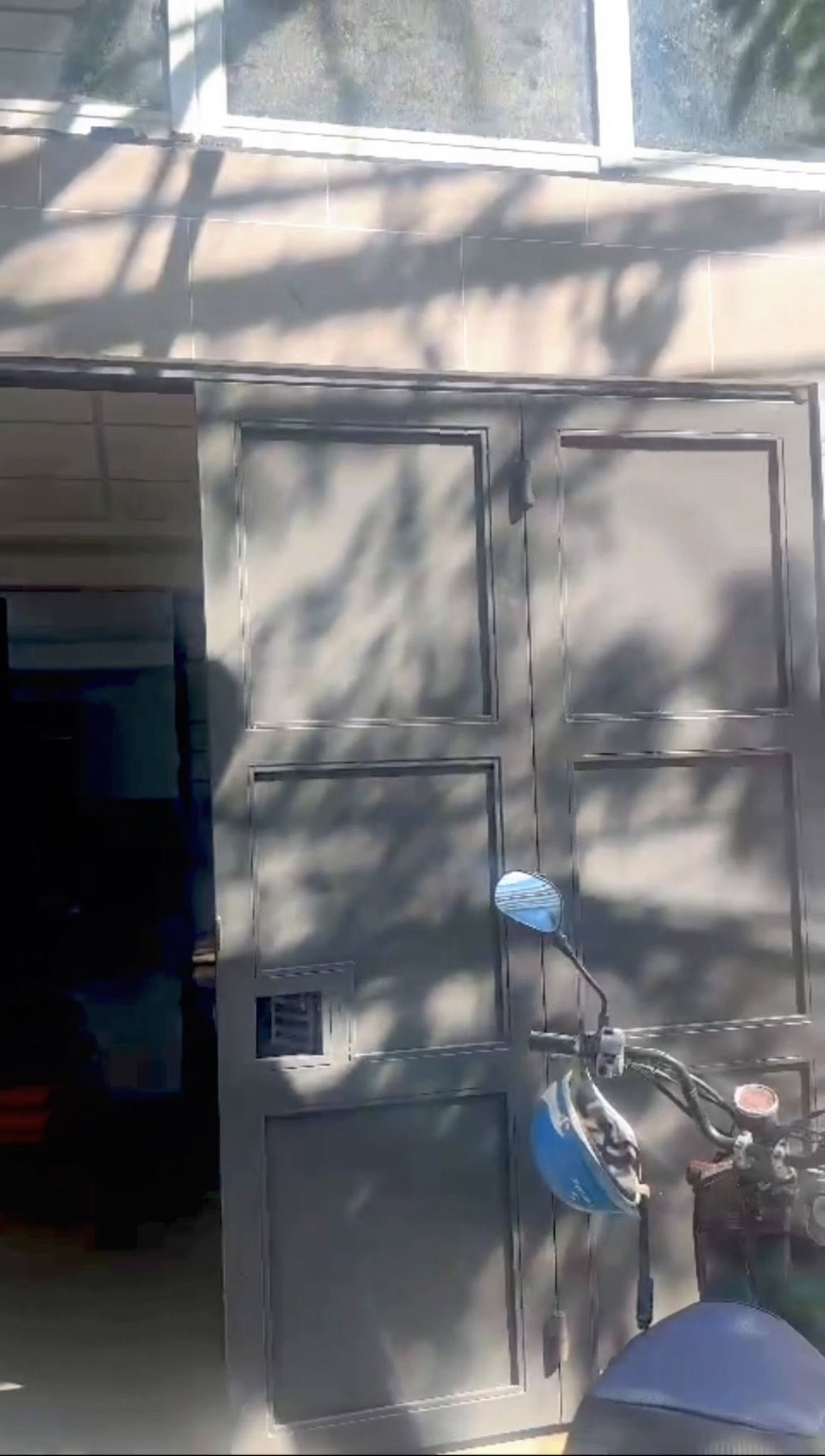 Cho thuê nhà 3 phòng ngủ, 2 mặt tiền hẻm xe tải đường Ung Văn Khiêm, Bình Thạnh, giá 25 triệu