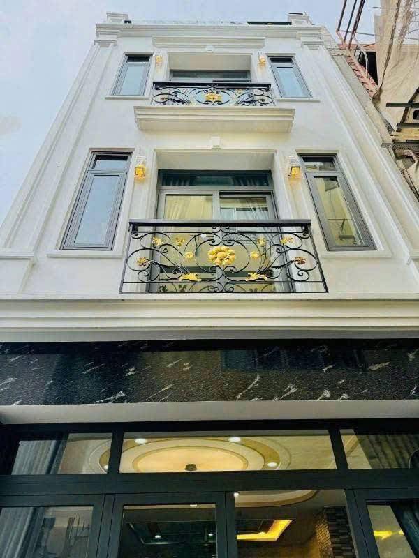 Siêu phẩm nhà 4 phòng ngủ full nội thất, hẻm 4m Phú Nhuận chỉ 25 triệu