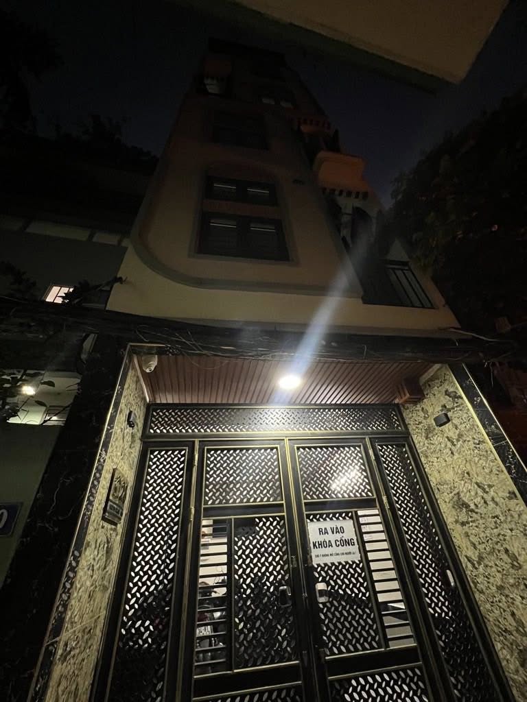 Nhà 7 tầng Trương Định, dòng tiền 60 triệu/tháng, sổ nở hậu