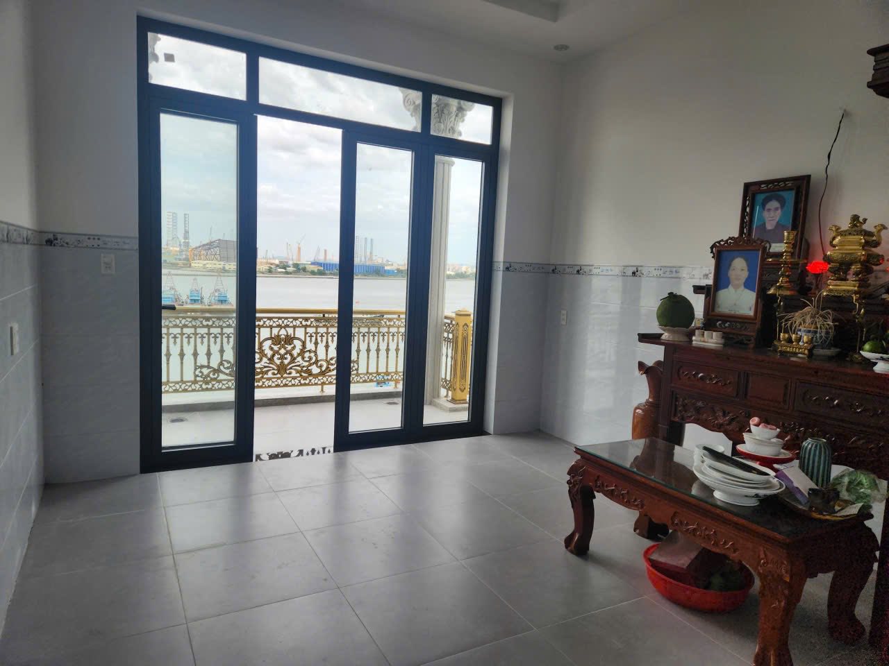 Nhà 4 tầng sát biển Trần Phú, lý tưởng cho Homestay