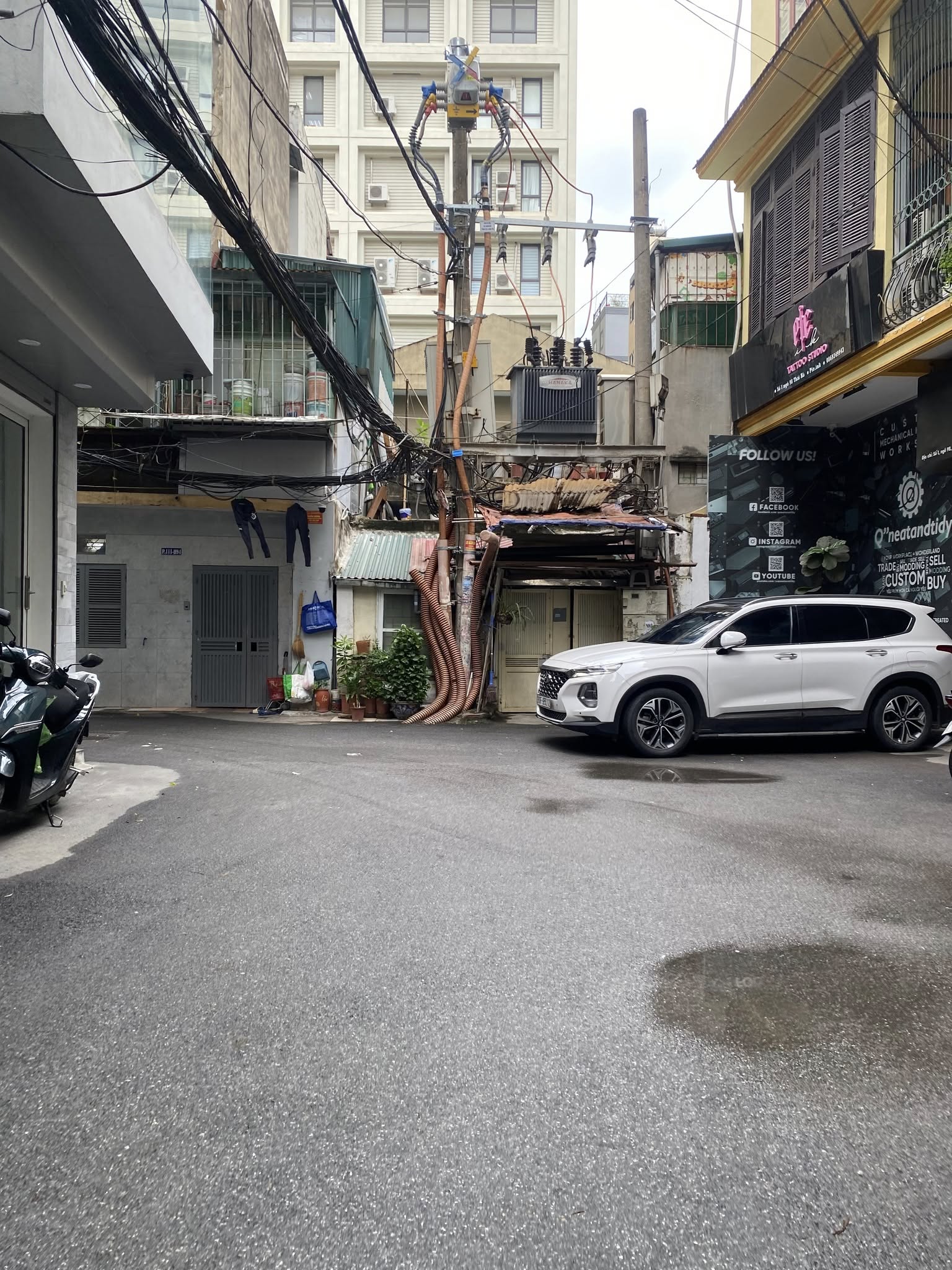 Nhà phân lô quân đội Đống Đa ô tô đỗ cửa, ngõ nông gần phố