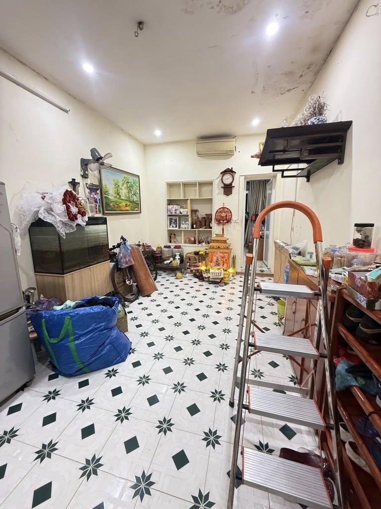 Bán căn hộ tập thể 60m2, 2 ngủ, cạnh Royal City - 2.69 tỷ