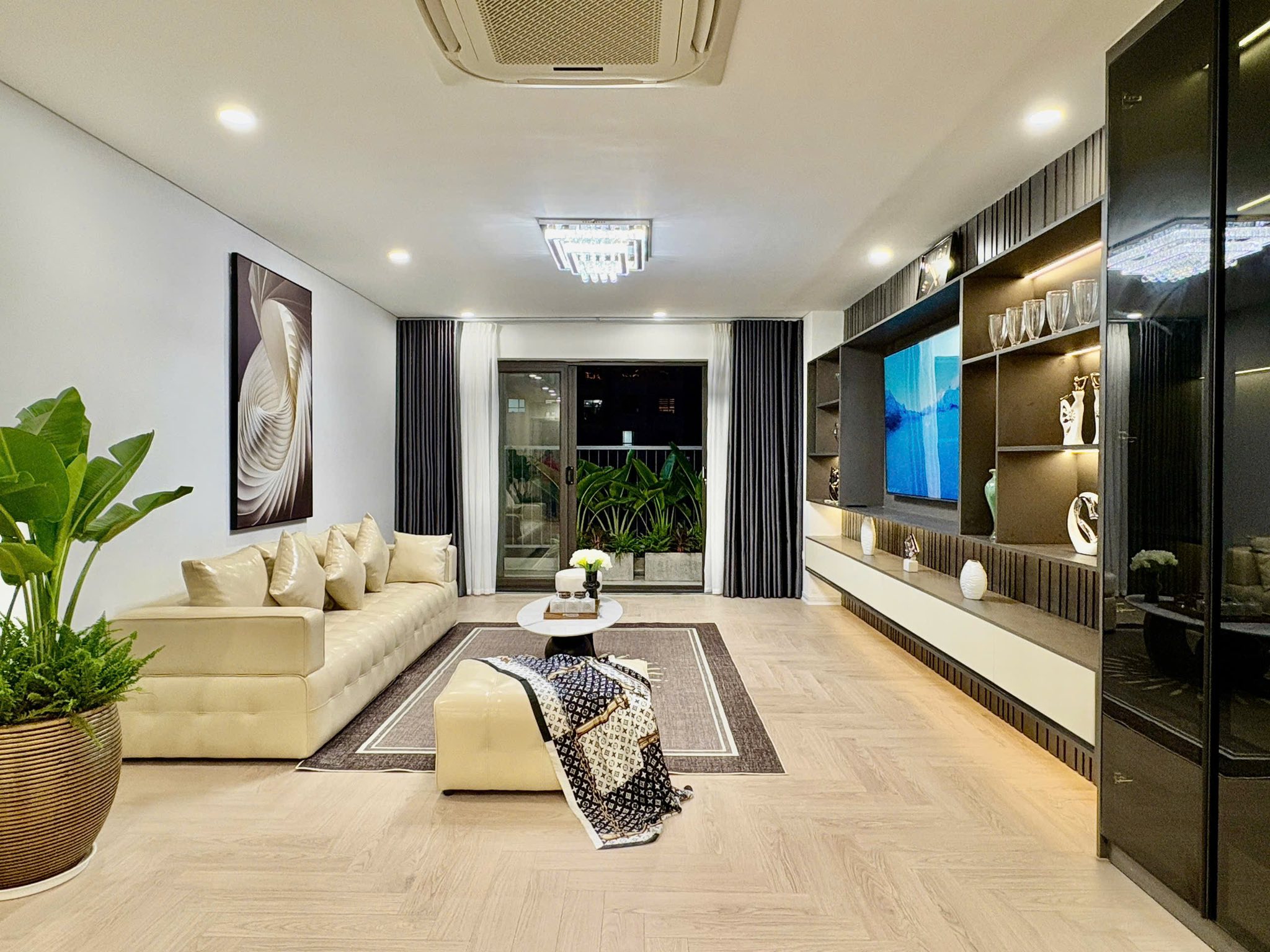 Căn hộ Golden Palace C3 123m², 3 phòng ngủ, nội thất 100% mới, sổ đỏ lâu dài