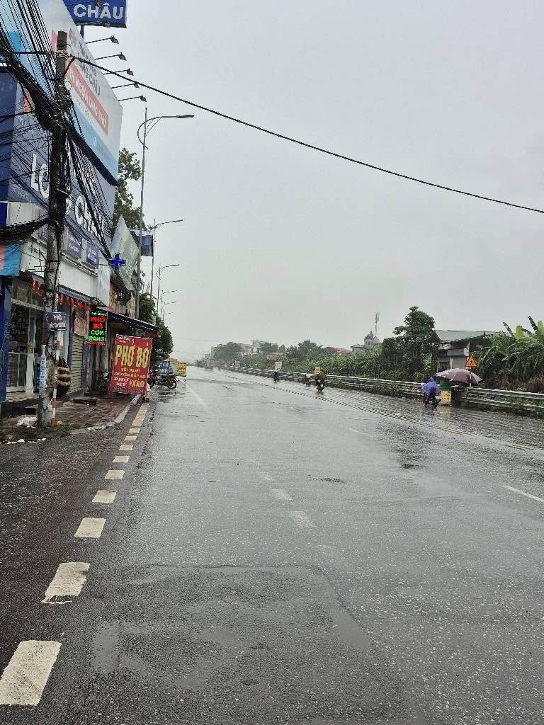 Đất mặt tiền siêu đẹp 6.7m, ô tô tránh, xây văn phòng, kinh doanh đỉnh tại Ngũ Hiệp