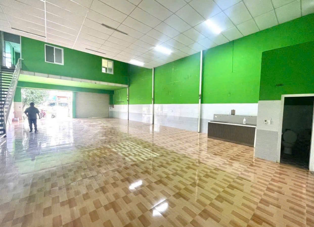 Mặt bằng cấp 4 lửng 210m² mặt tiền 10m đường 29/3, Đà Nẵng, sẵn sàng cho mọi loại hình kinh doanh