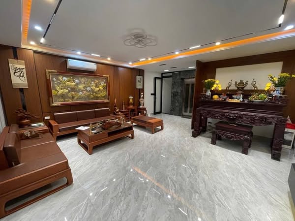 Nhà mới tinh công viên Cầu Giấy 65m2, mặt tiền 6m, hơn 15 tỷ