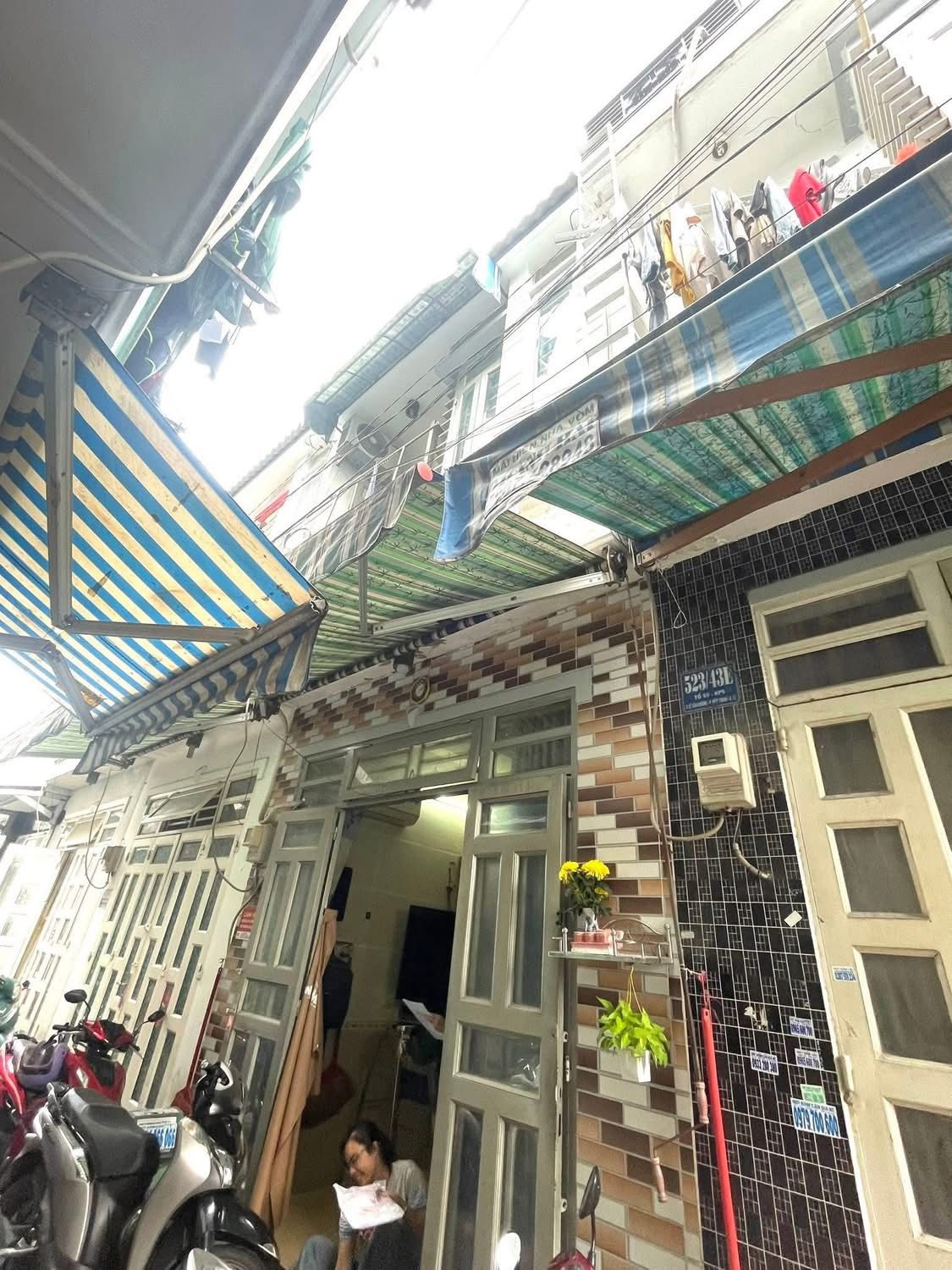 Nhà 1 trệt 1 lầu Lê Văn Khương, Quận 12 1,68 tỷ, sổ chung bao sang tên