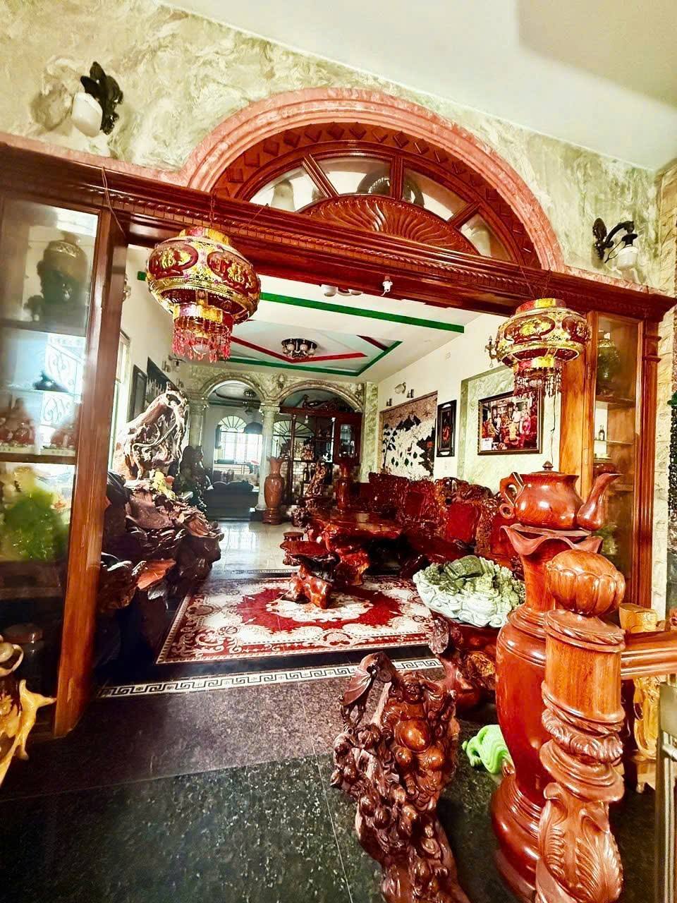 Siêu phẩm mặt tiền Nguyễn Ảnh Thủ, Quận 12 nhà 3 tầng, 110m2, kinh doanh cực đỉnh, thu nhập 30 triệu/tháng