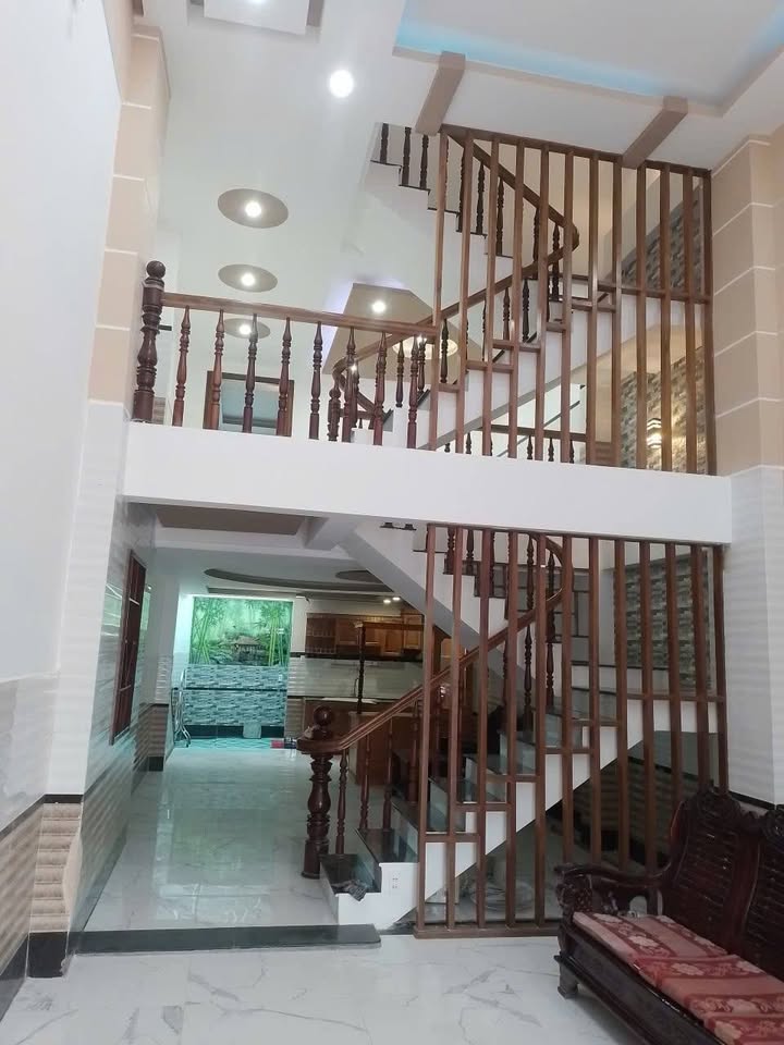 Bán nhà mới xây dựng kiên cố tại Khu đô thị Tài Lộc, đường Nguyễn Bình, Phường Lý Văn Lâm