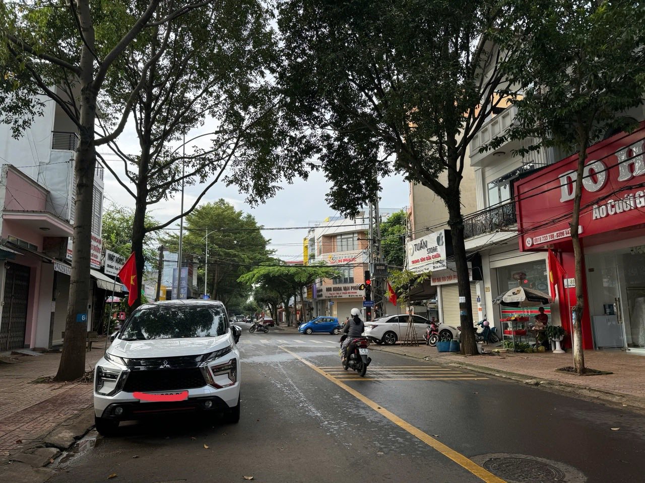 Mặt tiền Nguyễn Đức Cảnh kinh doanh xả láng, giá hời