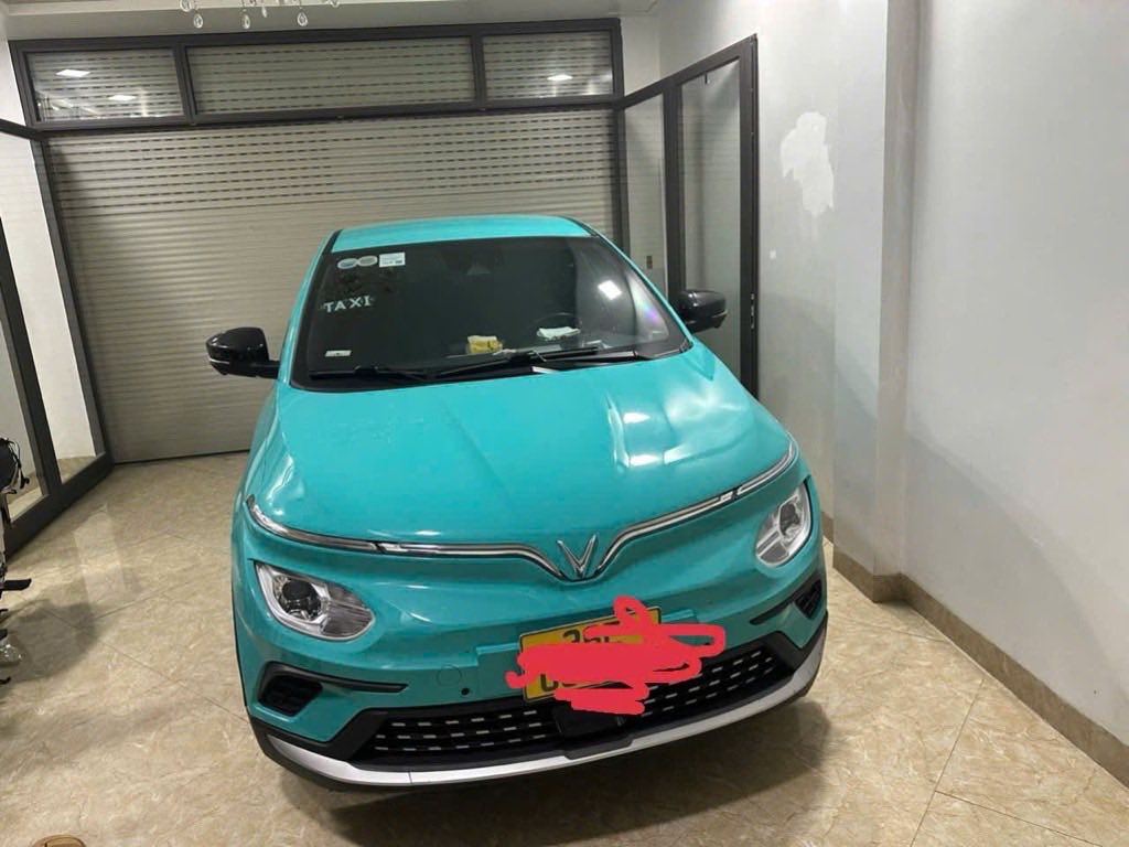 Nhà Lạc Long Quân, Cầu Giấy ô tô đỗ cửa, 6 tầng lộng lẫy