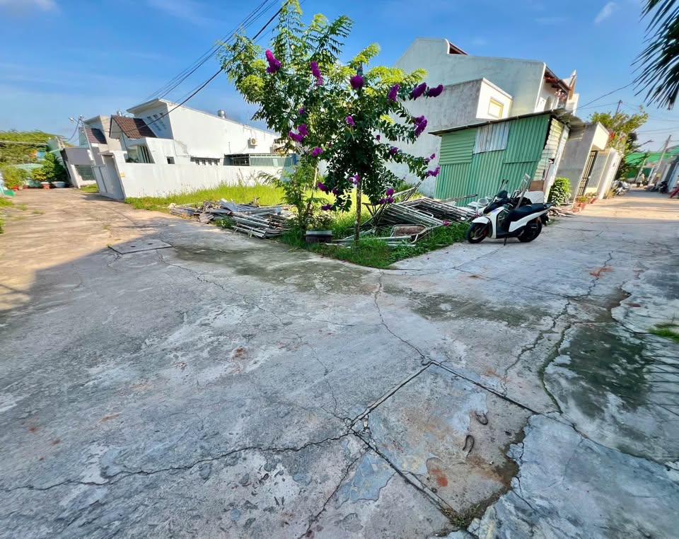 Bán đất góc 2 mặt tiền 140m2 tại Khu dân cư Ga Lê, Phan Thiết