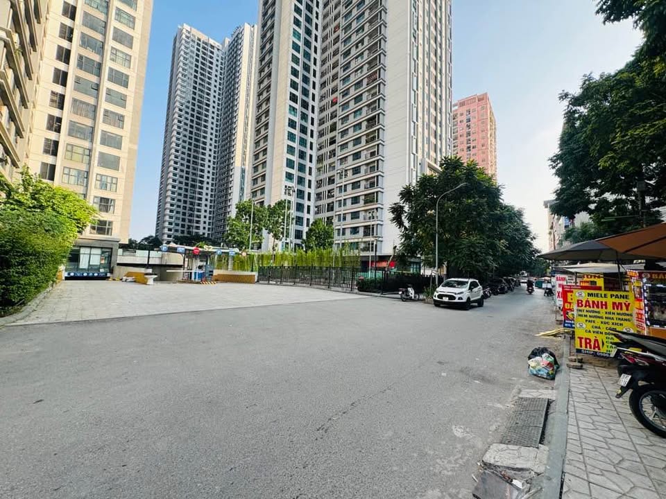 Siêu phẩm nhà lô góc Cầu Giấy xây 6 tầng siêu chắc chắn, mặt tiền 5m