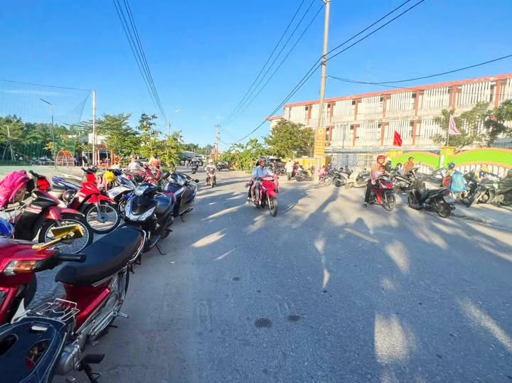 Đất Cẩm Lệ đường 4m xe tải bon bon, sổ đỏ sẵn sàng