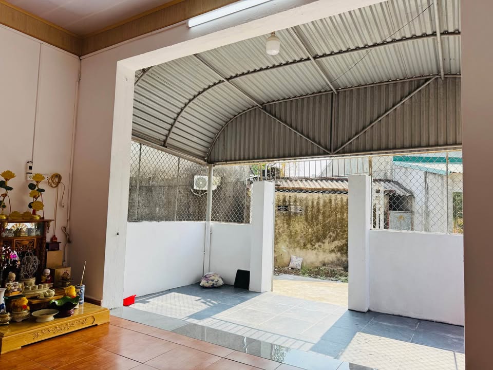 Nhà 100m² trung tâm Móng Cái rẻ hơn đất, ở ngay, chốt nhanh tay