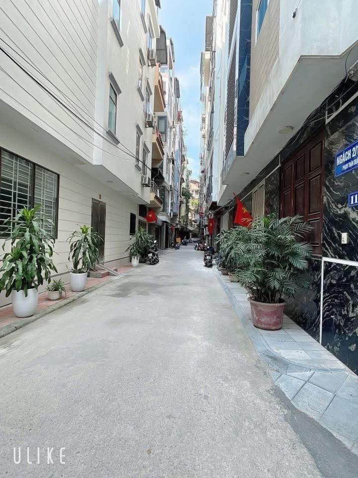 Nhà dân xây 4 tầng, diện tích 50m2 tại Nghĩa Đô, Cầu Giấy, gần phố, tiện ích đầy đủ