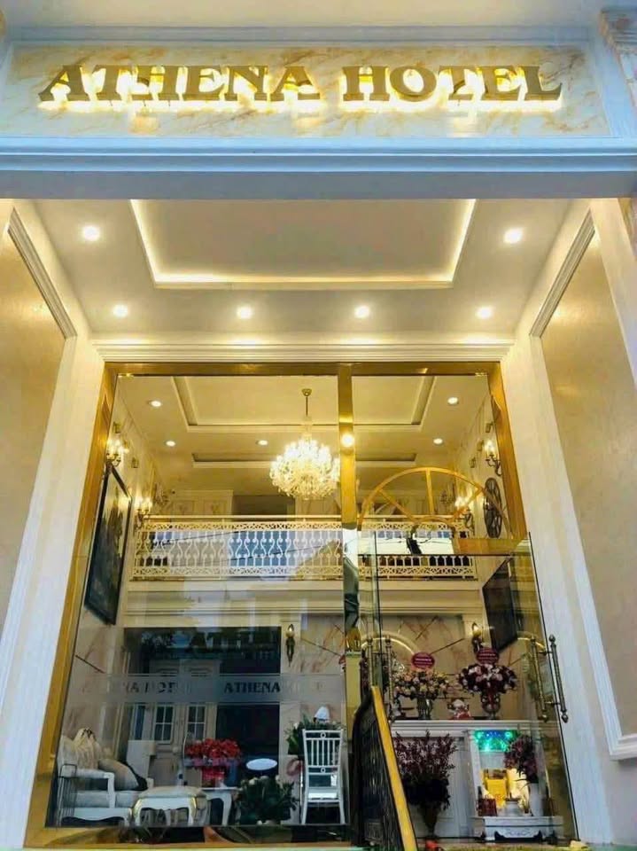 Khách sạn Athena Hotel 4 tầng, full nội thất luxury, ngay trung tâm Huế, giá hời