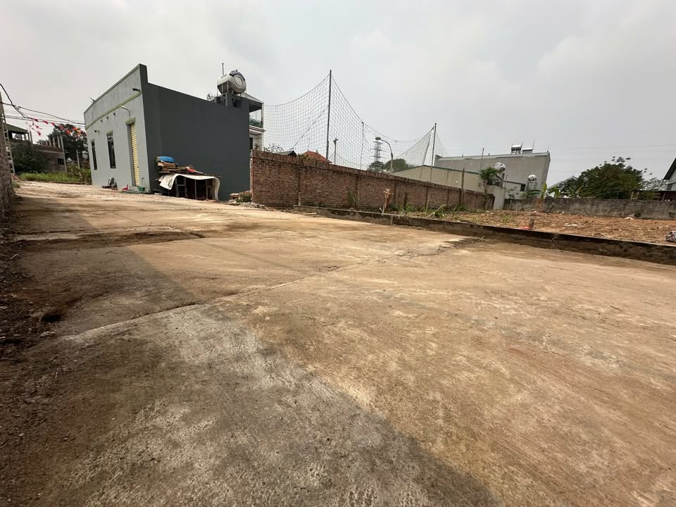 Đất vàng Hương Sơn, 102m² - mặt tiền rộng - gần khu công nghiệp, trường học - giá hời