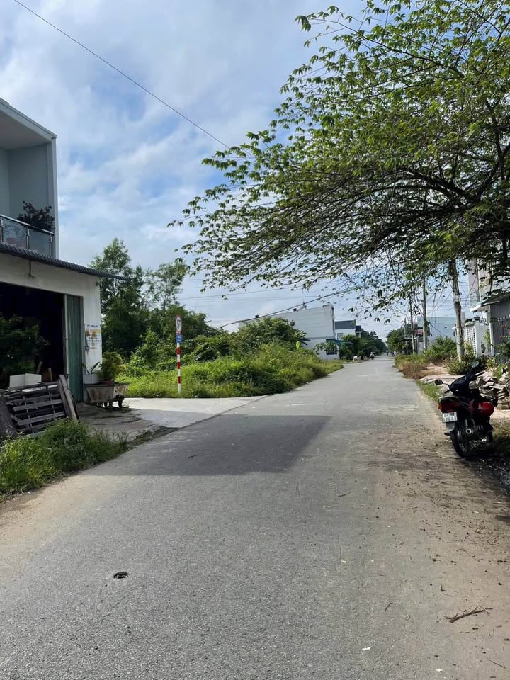 Bán nền đất 100m2 đường 17A, Phường 5, Vĩnh Long - Giá 1.05 tỷ