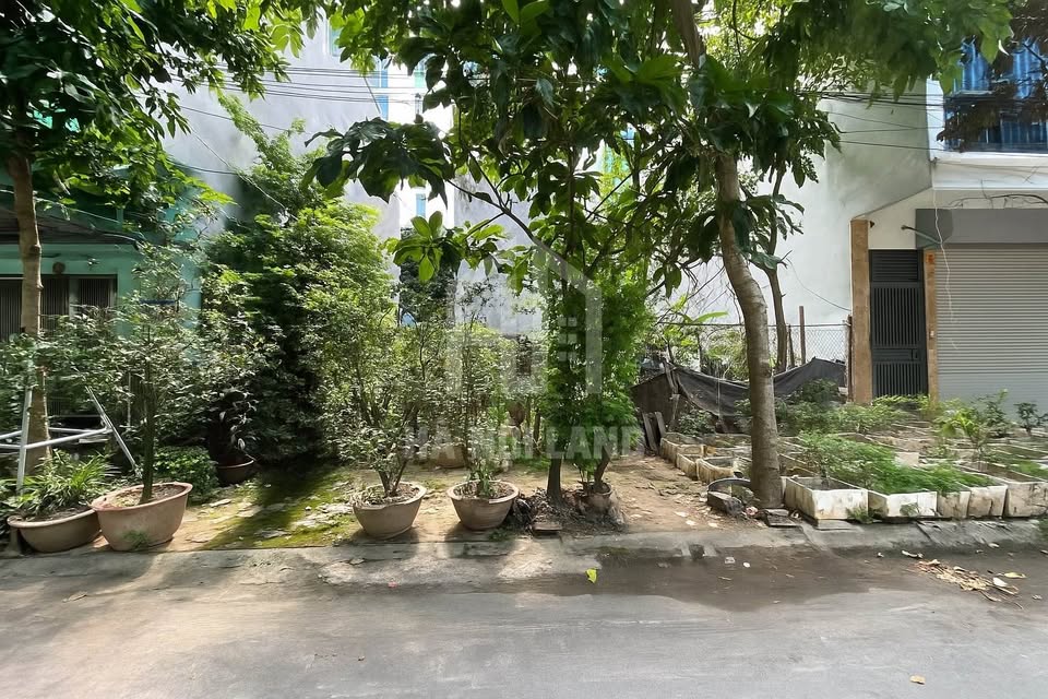 Bán đất tái định cư Phú Diễn, Nam Từ Liêm - Mặt tiền kinh doanh 40m², 4.5m, ô tô tránh