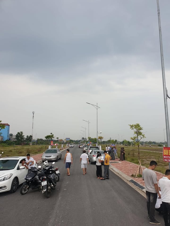 Đất nền 60,8m2 giáp chợ, khu đô thị Nam Sông Đào, Nam Định