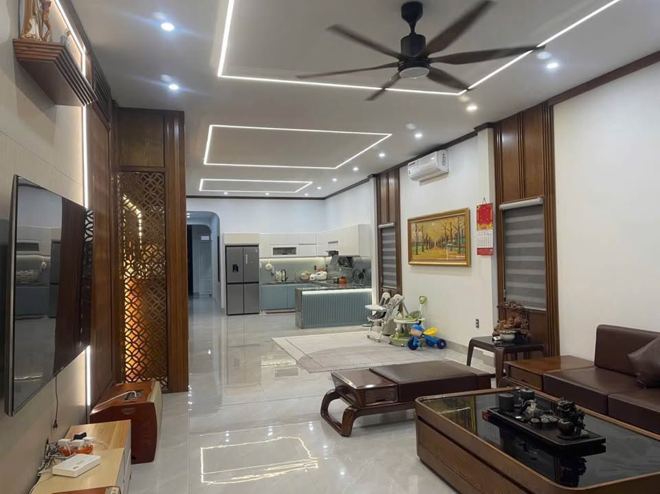 Siêu phẩm nhà vip Móng Cái, Quảng Ninh đây ạ