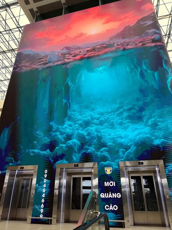 Nhà liền kề gần đường Bùi Viện, 3 phòng ngủ, sân ô tô, giá tốt