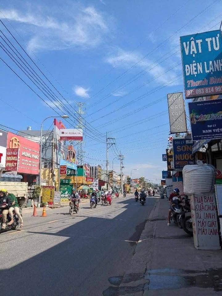 Siêu phẩm mặt tiền Nguyễn Ảnh Thủ thương lượng chính chủ