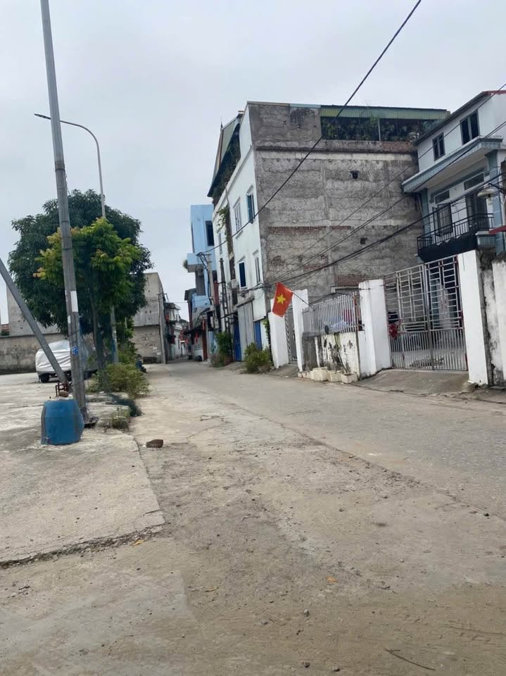 Đất vàng Từ Sơn - 55.6m2 - Ngõ ô tô - Giá hời 2.x tỷ