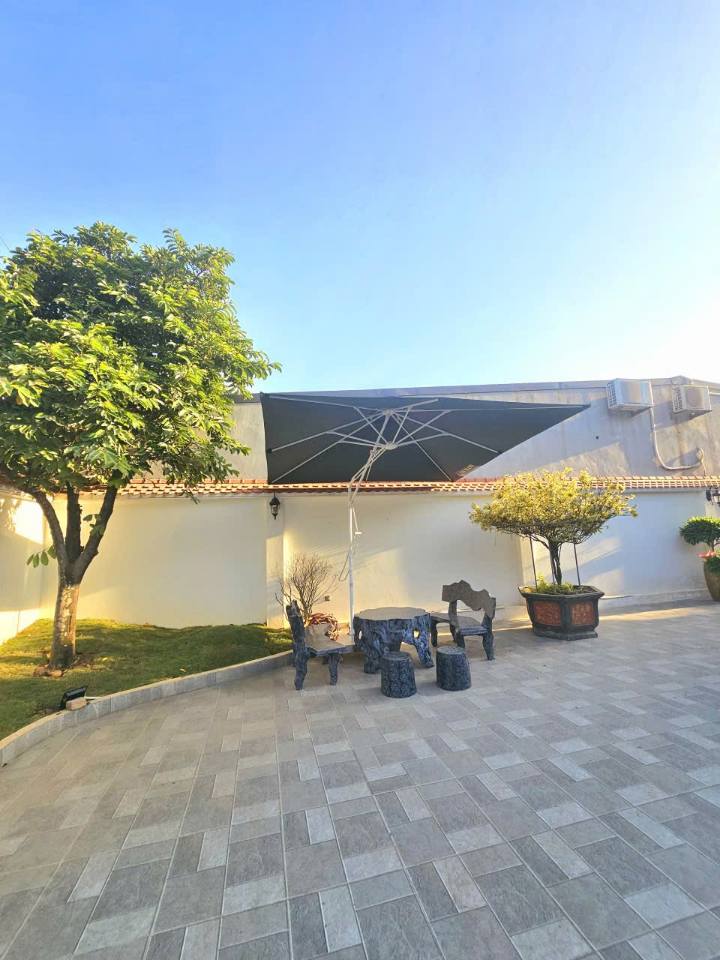 Bán biệt thự mặt đường Đồ Sơn, 300m2, full nội thất cao cấp