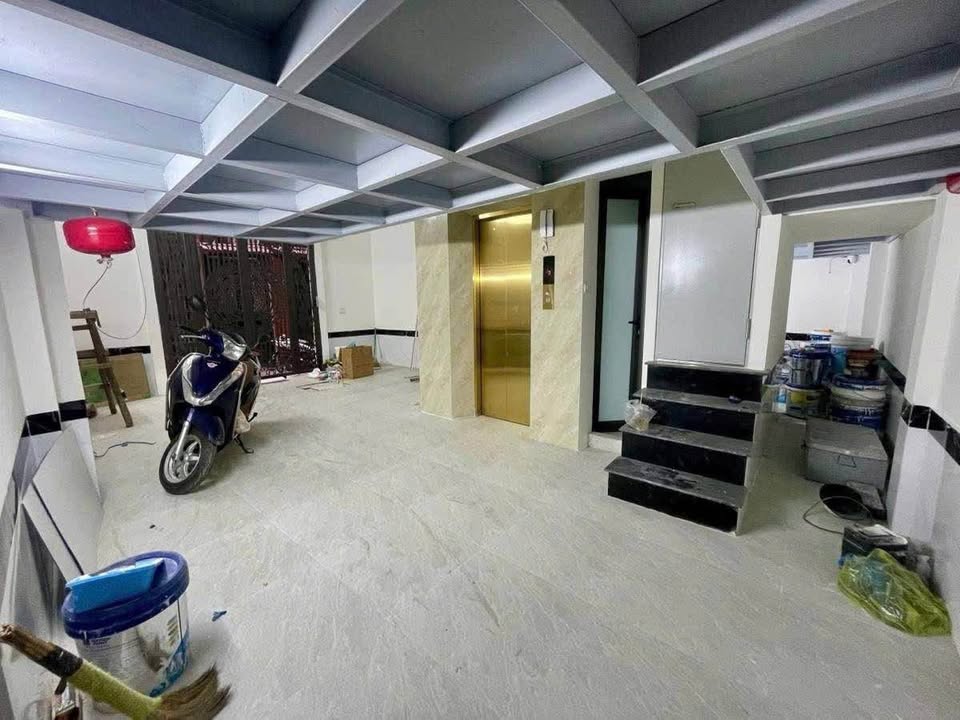 Toà nhà Đê La Thành, Ba Đình 17 phòng khép kín, dòng tiền 100 triệu/tháng