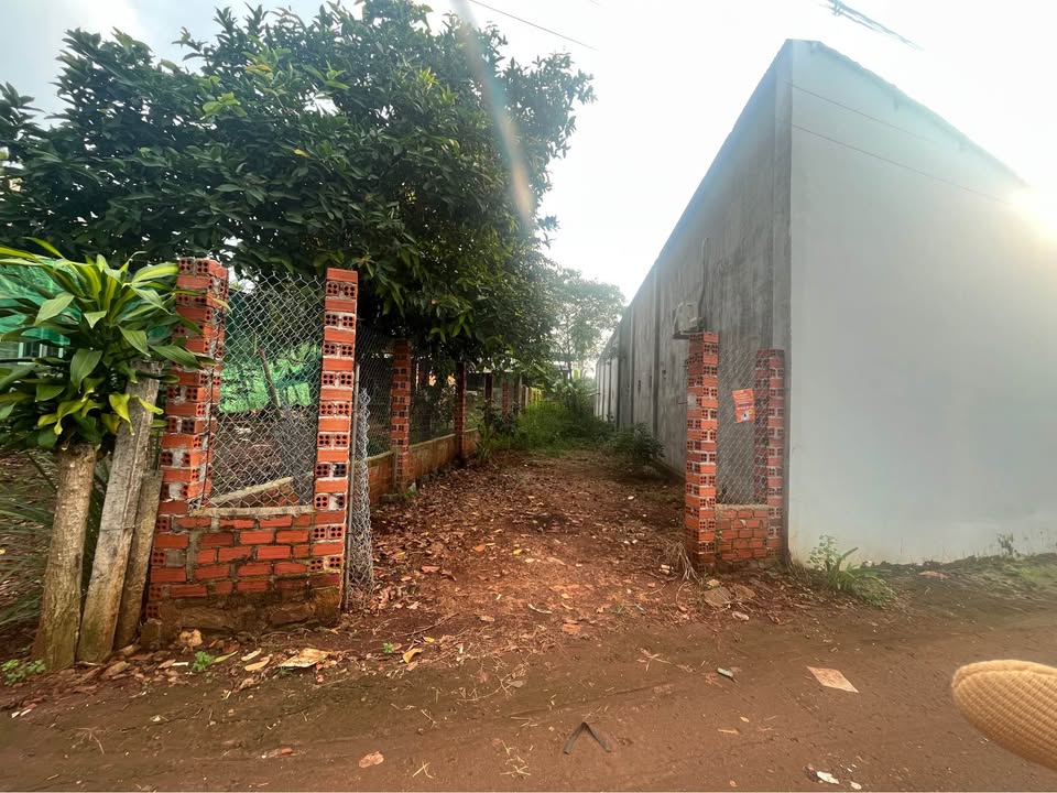 Đất Ngãi Giao 5m x 32m, 40m2 thổ cư, kế trung tâm thương mại, giá 900 triệu, chủ kẹt tiền bán gấp